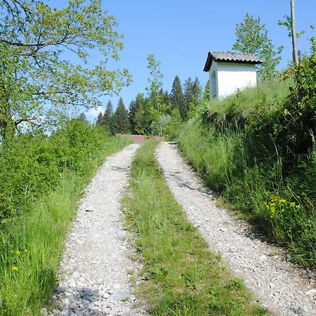 Vakantiehuis Hisa 1820 Ziri